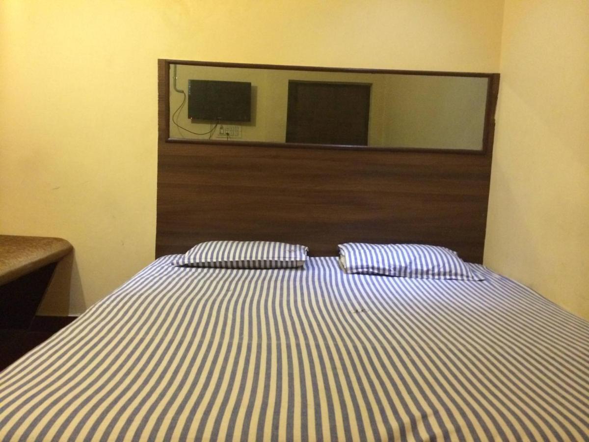 Family Guest House Near Bus-Stand Пондичери Екстериор снимка