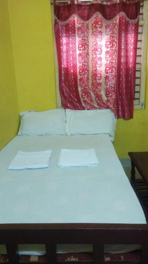 Family Guest House Near Bus-Stand Пондичери Екстериор снимка