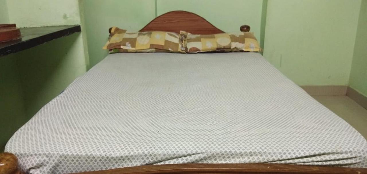 Family Guest House Near Bus-Stand Пондичери Екстериор снимка